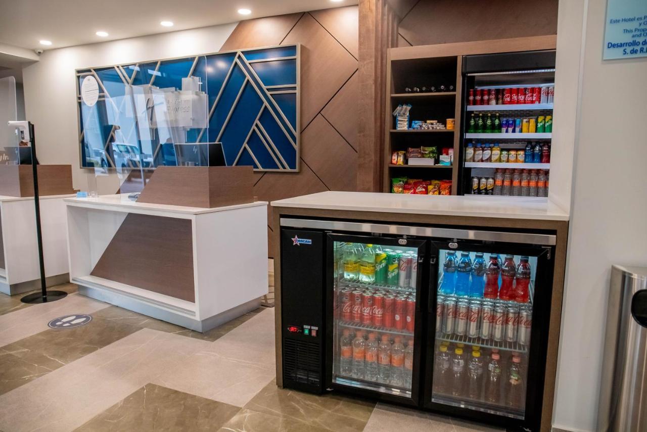Holiday Inn Express & Suites - Tijuana Otay By Ihg Exterior foto