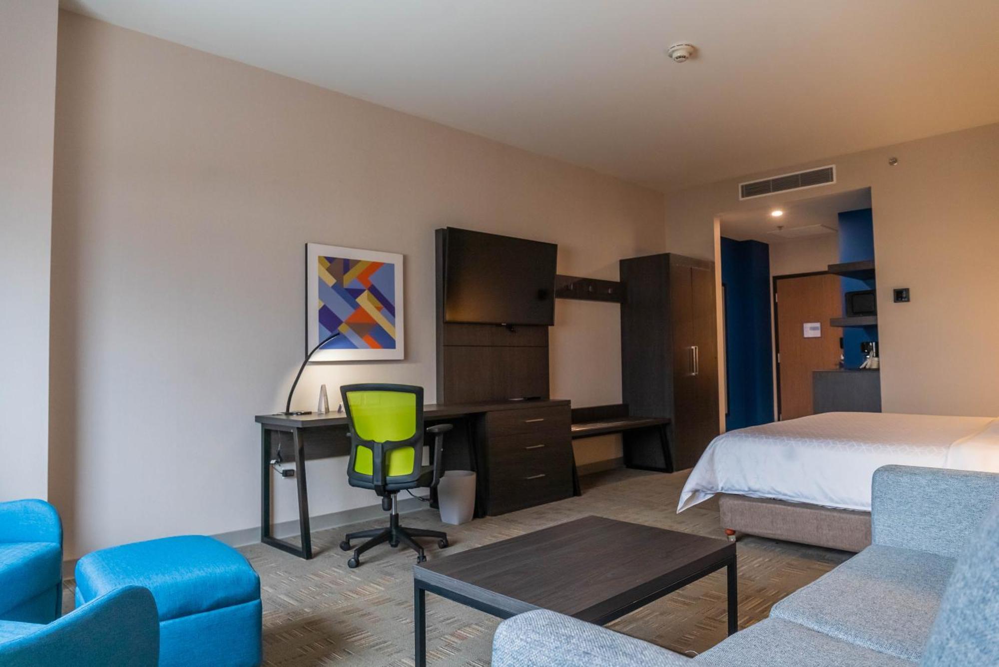 Holiday Inn Express & Suites - Tijuana Otay By Ihg Exterior foto